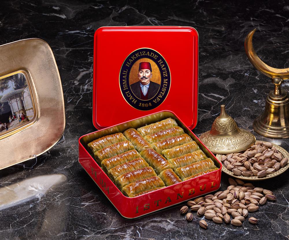 Fıstıklı Sarı Burma Baklava (S Kutu)