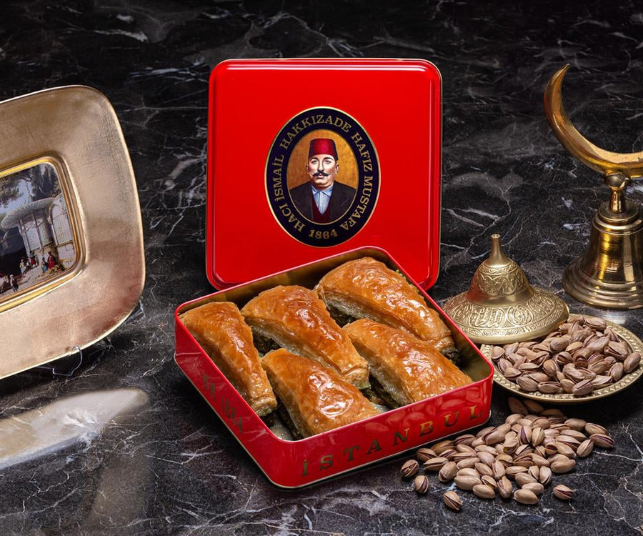 Fıstıklı Havuç Dilimi Baklava (S Kutu)